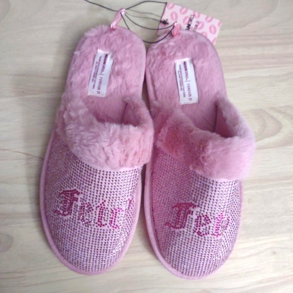 MeanGirls Fetch Pink Crystal Rhinestone Fuzzy Slippers y2k Barbiecore Kawaii - Picture 1 of 2